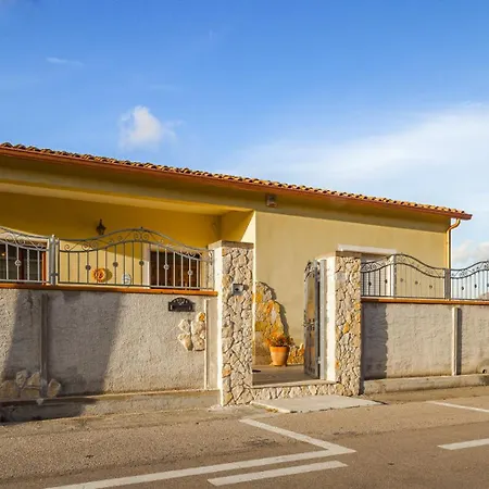 Domus Tilibbas - Klodge Alpehytte *