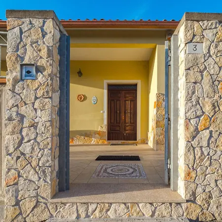 Domus Tilibbas - Klodge Chalet Olbia